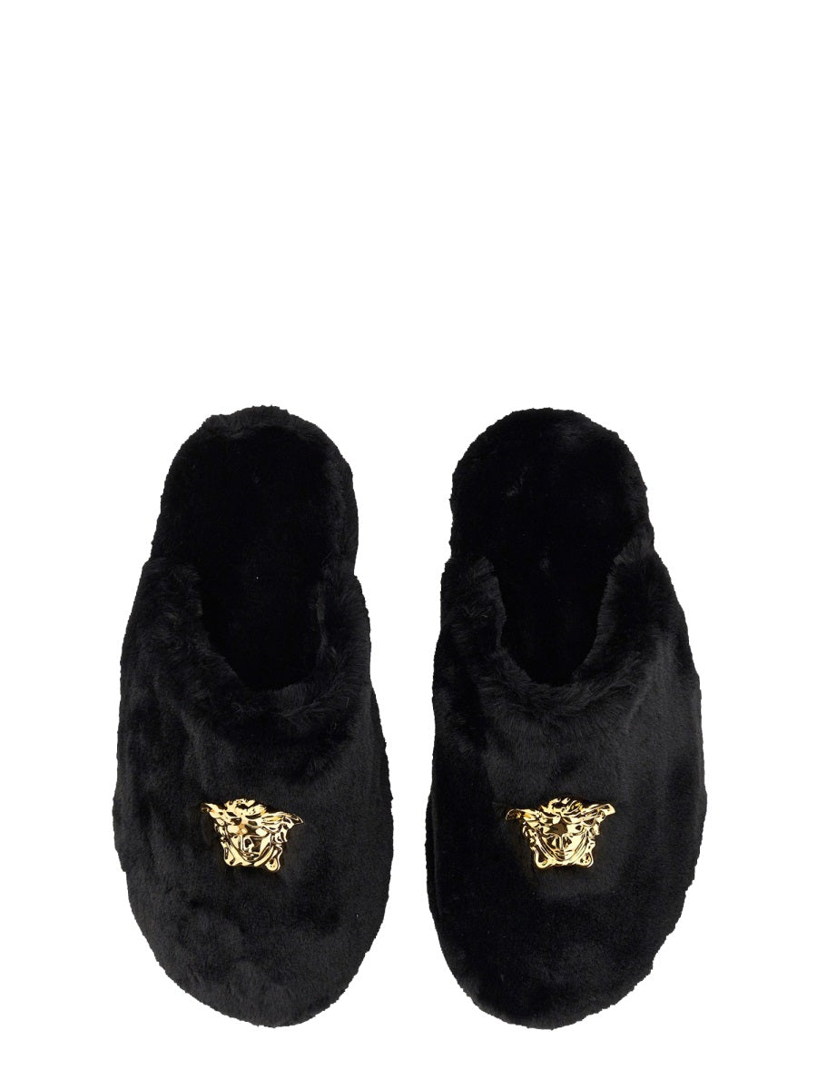 Versace Sandali - Black | a47317efc673d31946ec076fb3b9751e2e683bf8