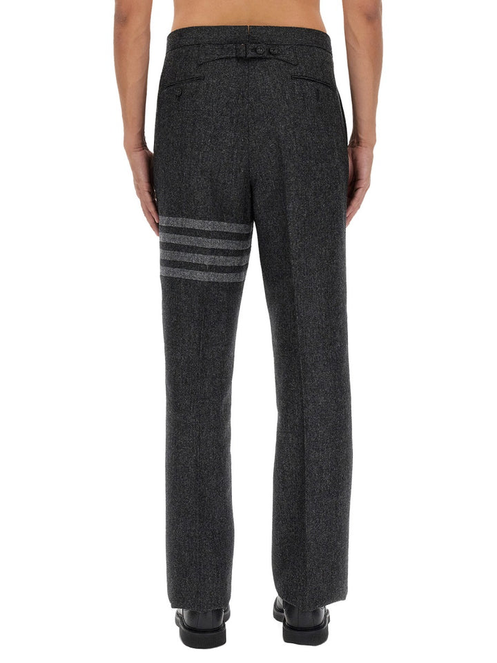 Thom Browne Pantaloni - Grigio | Wanan Luxury
