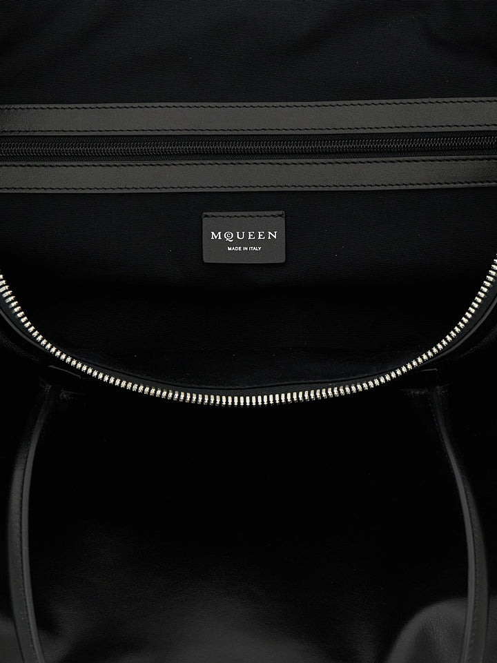 Mcqueen Maxi Manta Borse a Spalla e Tracolla - Nero | c4fa14f21c18bfc17513ba5f5c5703b37e796e37