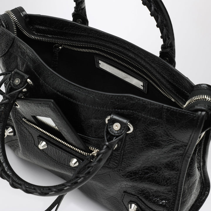 Balenciaga Apparel & Accessories - Nero | ef30aa958fa041f32dfa9574043fad4805846a79