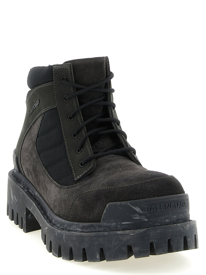 Balenciaga Combat Strike Stivali e Stivaletti - Marrone | 3e0fa45d7810079ab1cec6e3de1ec60b5427c39f