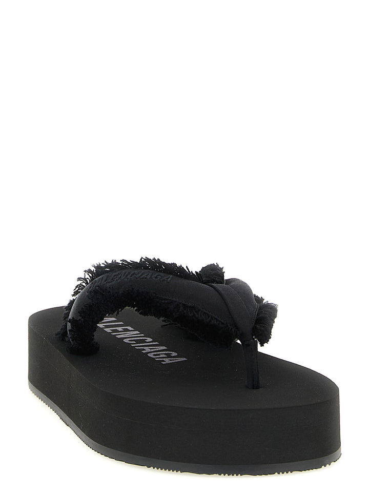 Balenciaga Jet Lag Sandali - Nero | 7a10fac4776eaa0183ff8bbbc610f7a1ddb901c9
