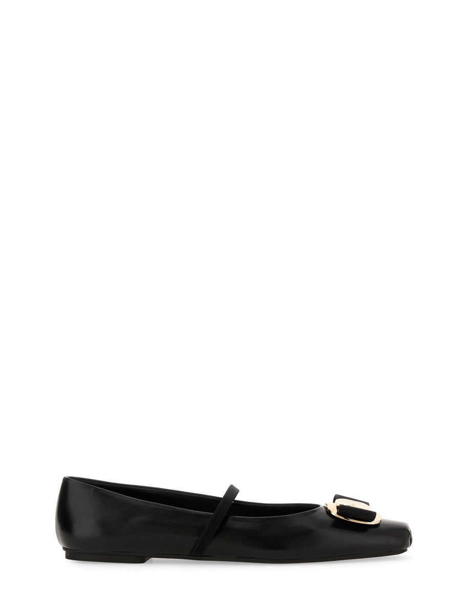 Ferragamo Scarpe Basse - Nero | Wanan Luxury