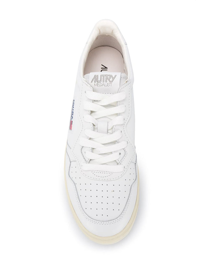 Autry Sneakers - Bianco | b2390a84bdacbed4e8f5d3b5af3c993f5d7ae4d5
