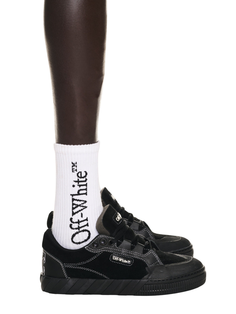 Off White Sneakers - Nero | d8e15401f633b4e6d2a7f19690a29c894e250044