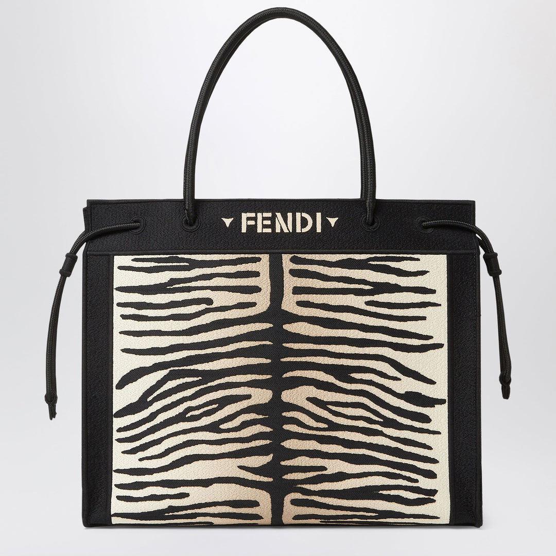 Fendi Apparel & Accessories - Nero | 6bbaaec585d364229e9348adce85f868647f3ca4