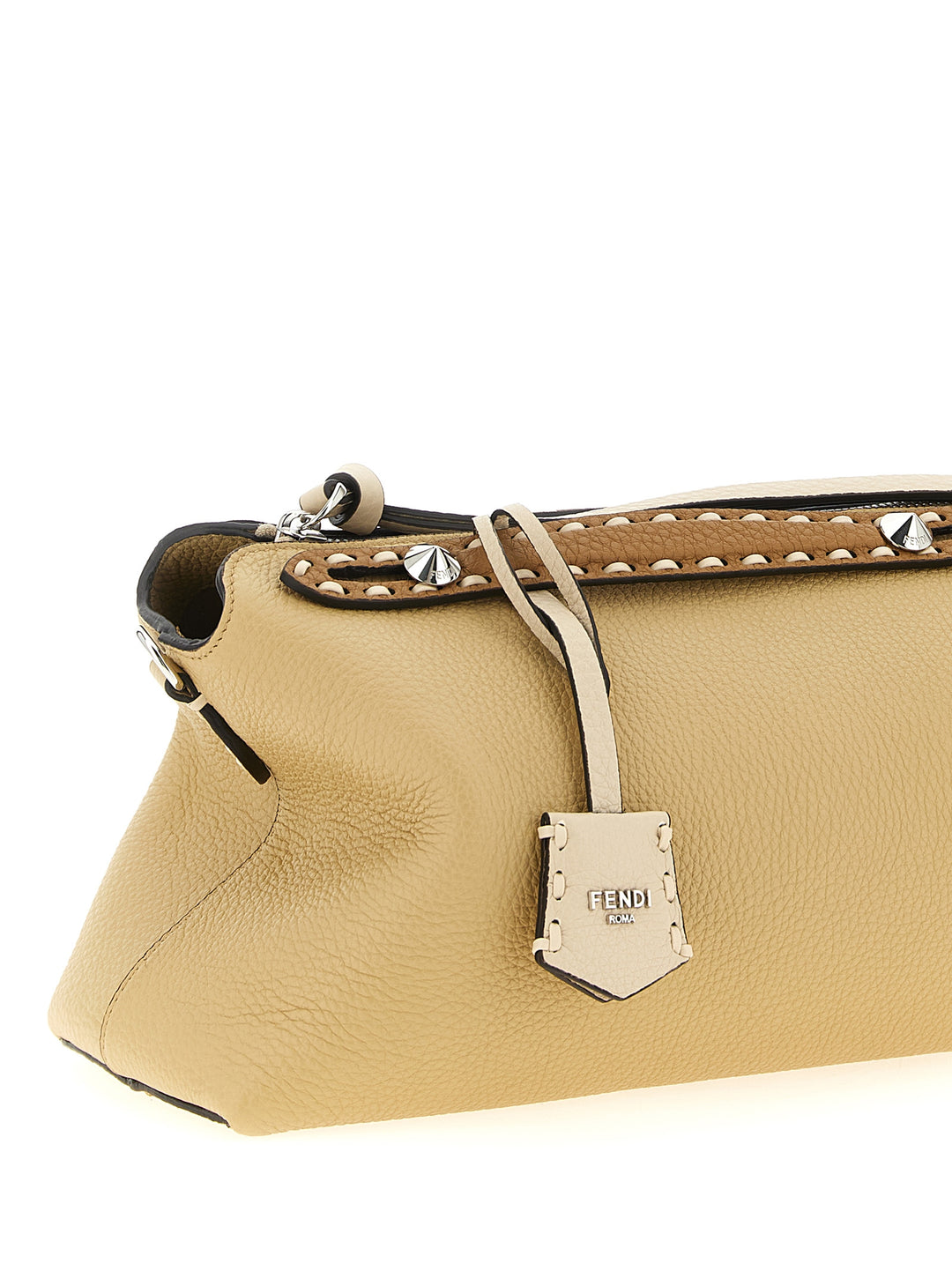 Fendi By The Way Soft Selleria Medium Borse a Mano - Beige | a015d1ffeb6e6cf0ee6c4c50acb0845a4735d9ce