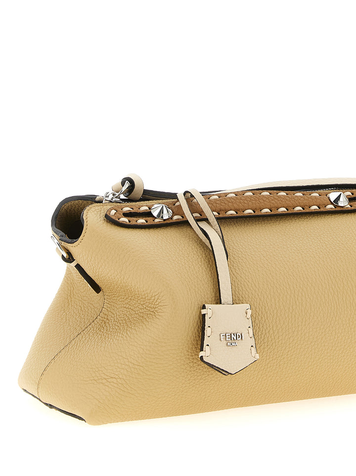Fendi By The Way Soft Selleria Medium Borse a Mano - Beige | a015d1ffeb6e6cf0ee6c4c50acb0845a4735d9ce