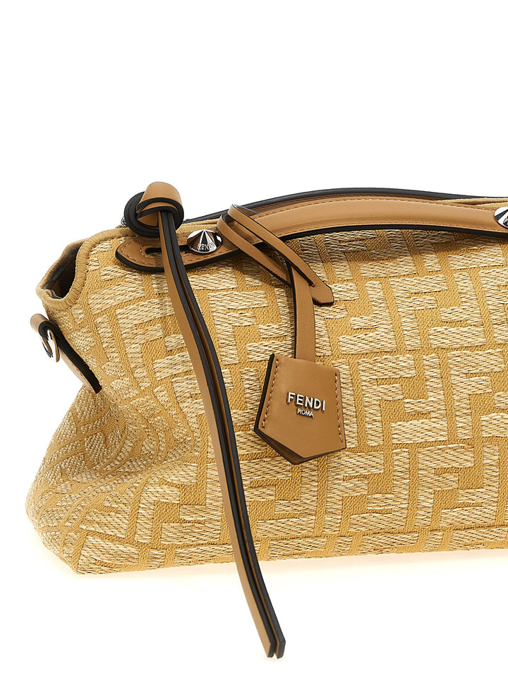 Fendi By The Way Soft Medium Borse a Mano - Beige | 460aae61069bac680834889db0661bbeb20d3310
