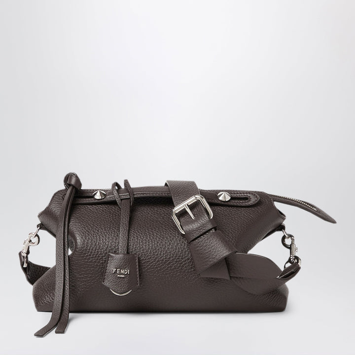 Fendi Apparel & Accessories - Marrone | b68b85ba75ea21b8d3d3afa3b2f71ce13b16e7d0