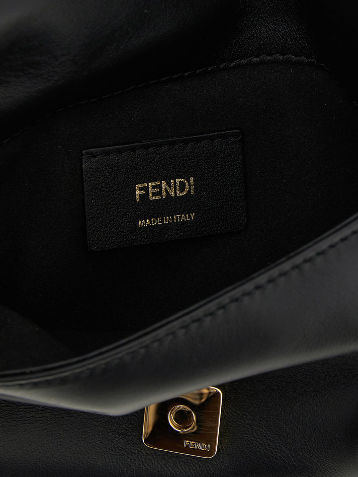 Fendi Mamma Baguette Clutch - Nero | aeb53fdc32a18d1f78760b22b7b1a904c515b792