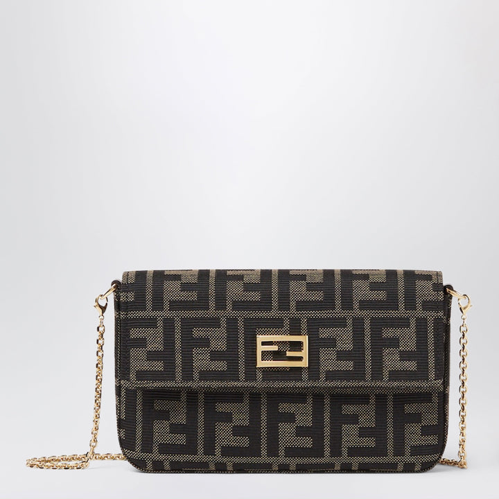 Fendi Apparel & Accessories - Marrone | cffb24e8c852abba581d59c164a6242cb1f5fa7b