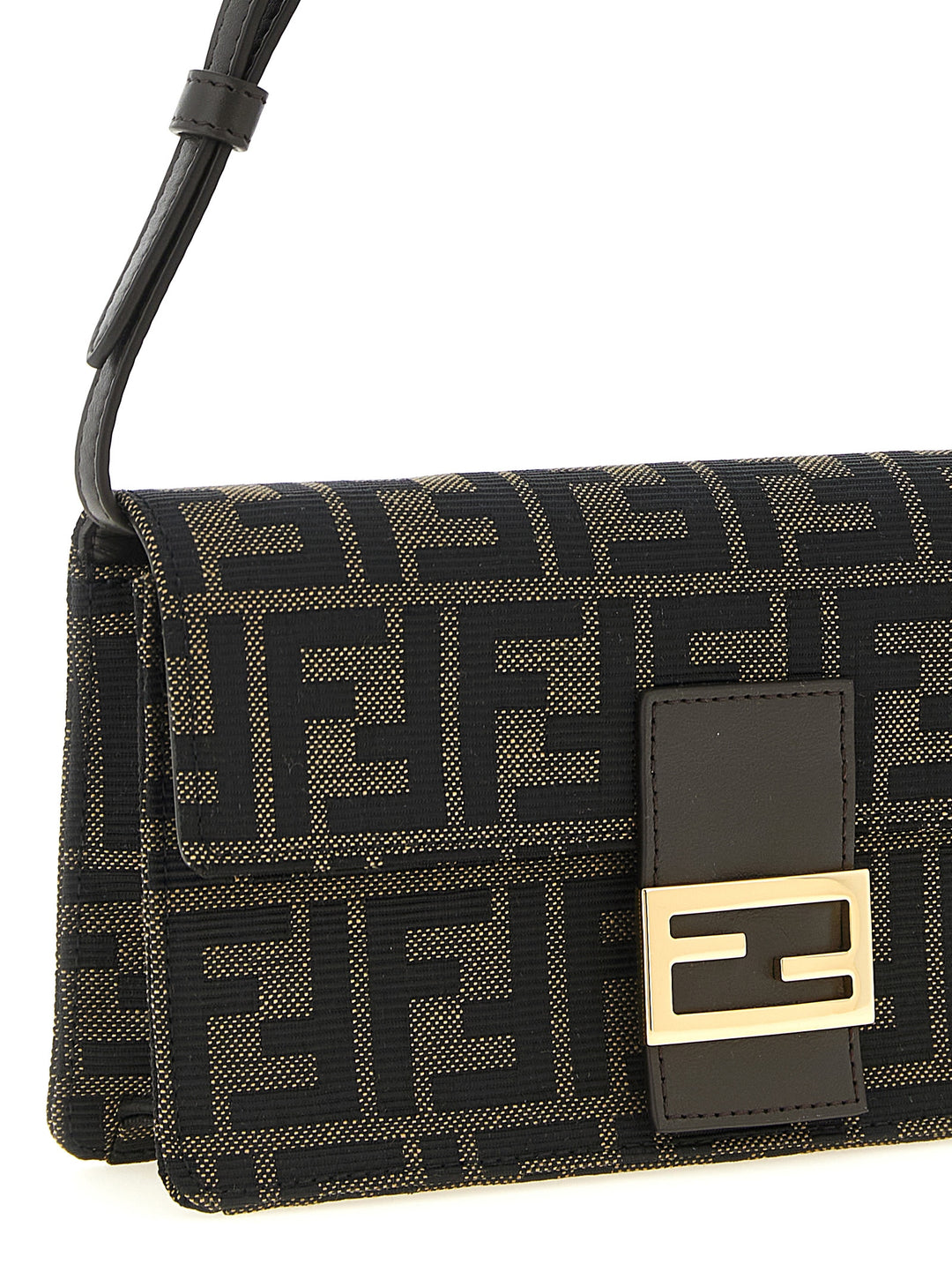 Fendi Tube Portafogli - Marrone | 6c7d5f0ff7299f5f1ecbfcec4aacced8f28ac5a2