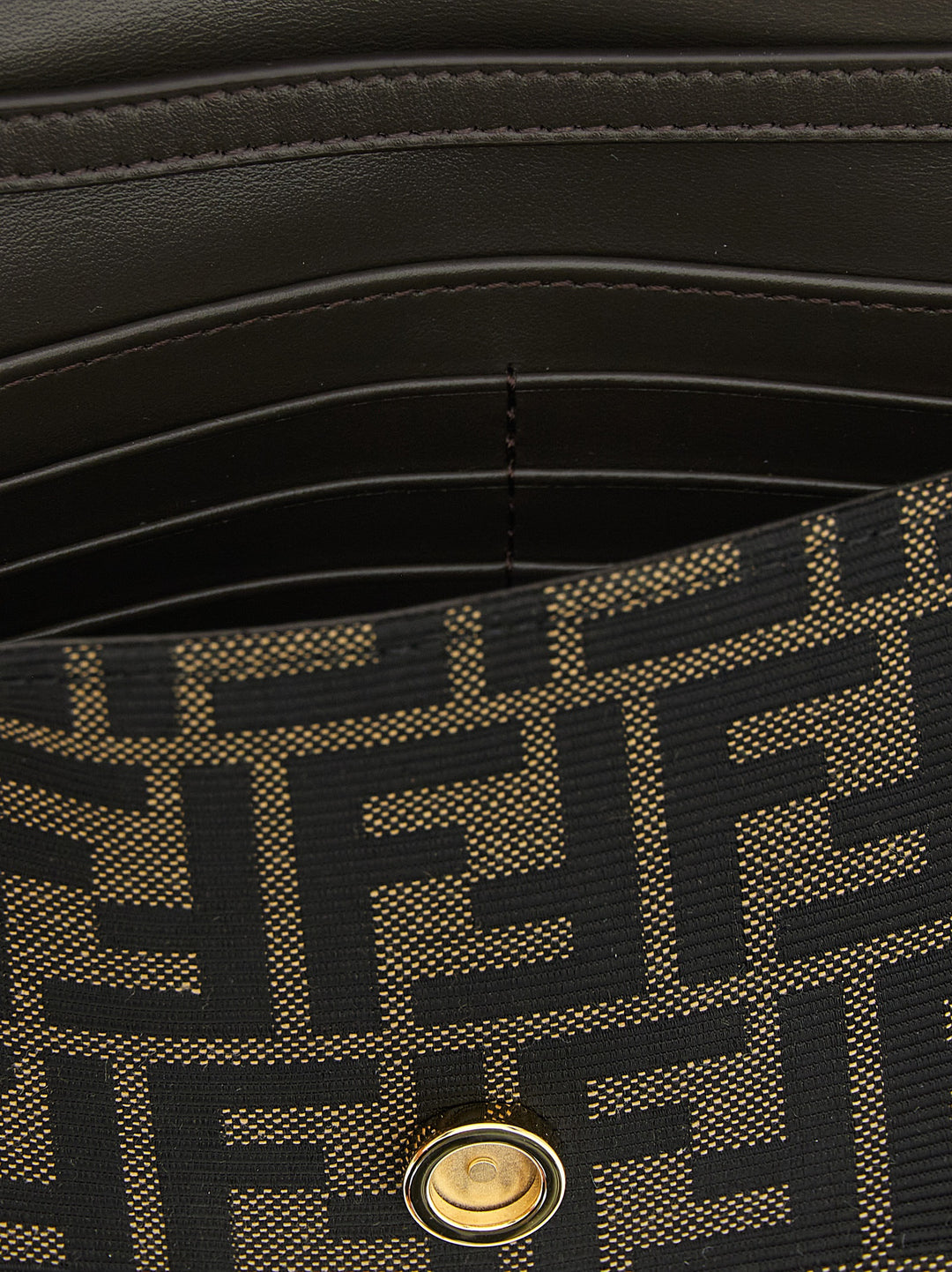Fendi Tube Portafogli - Marrone | 570c86fed5ba3fb8d8d398929cbef225bdb7aec3