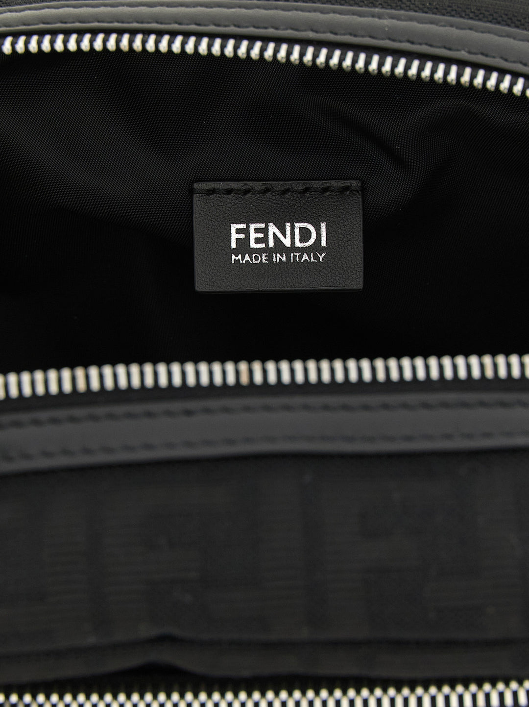 Fendi Small Double Zip Beauty - Nero | be11263981622c28d001913c2ac154258c1833de