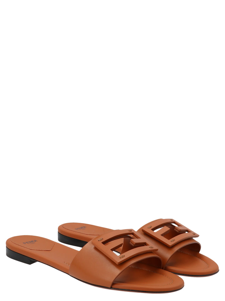 Fendi Baguette Sandali - Marrone | 0f2c132de1dddb36418227687dd4387f56c2ea74