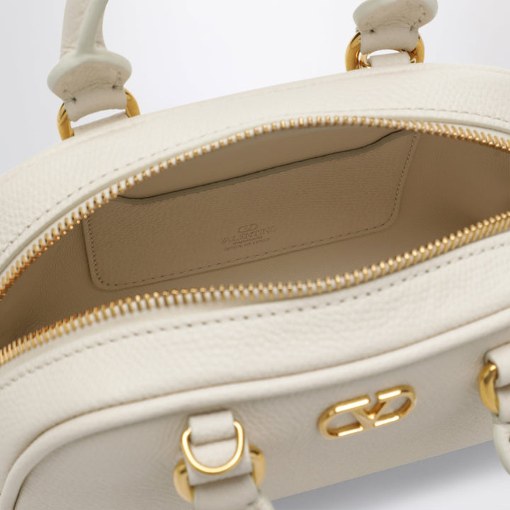 Valentino Garavani Apparel & Accessories - Bianco | cdeec0dfafbd6b2fd93238e4d9fe1452e1139f83