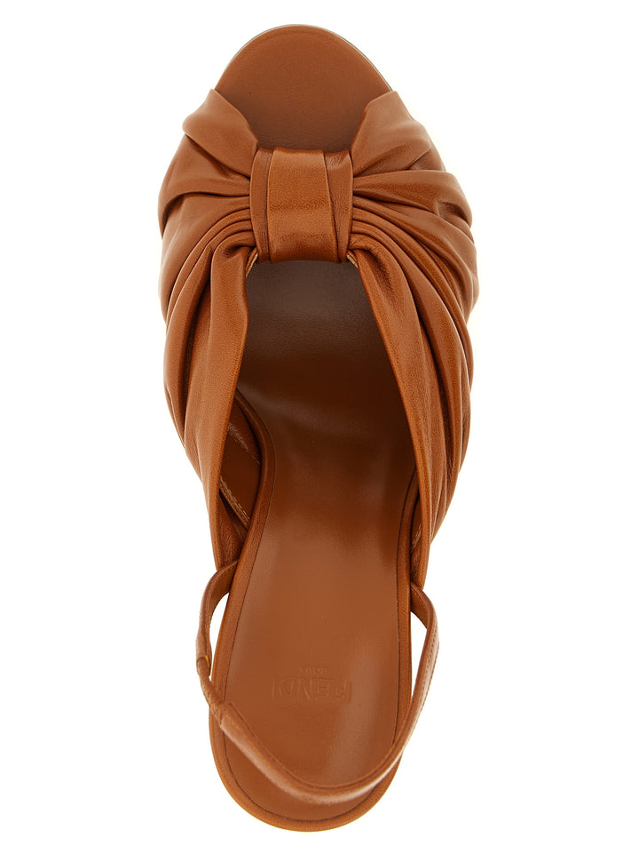 Fendi Fendi Arco Sandali - Marrone | 784eb5ef2bd7d5d7f2ea0837da424a17186ee2e6