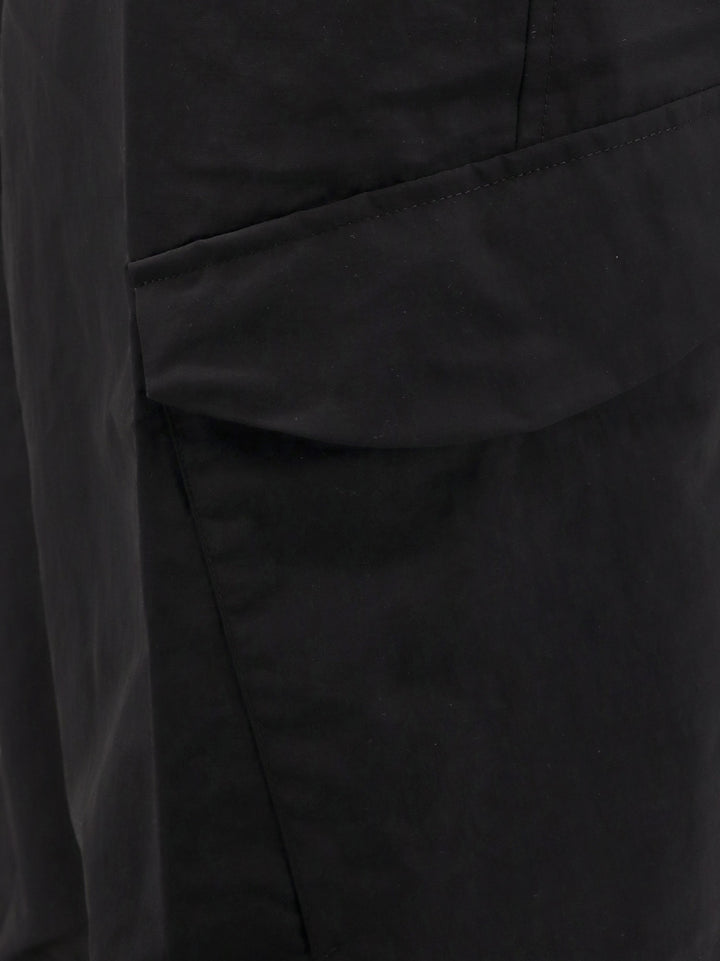 Laminar  - Blacks and greys | 2322c7795cc803275a9c18db4546ca54f97d4608