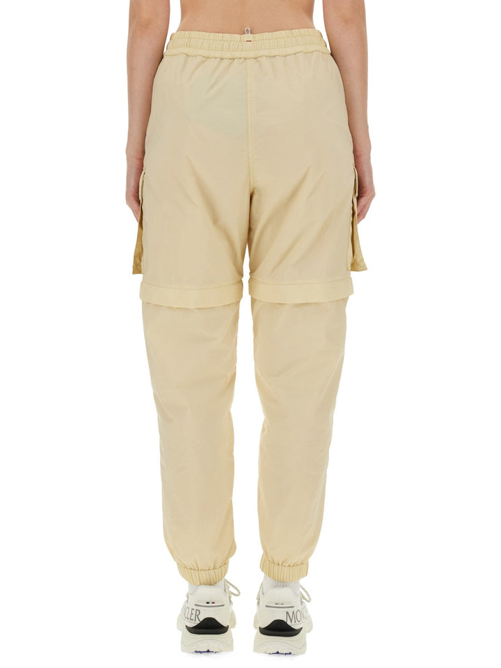 Moncler Grenoble Pantaloni - White | 007daea5c9bf6db18b2aaa9b89213f2336fdf30a