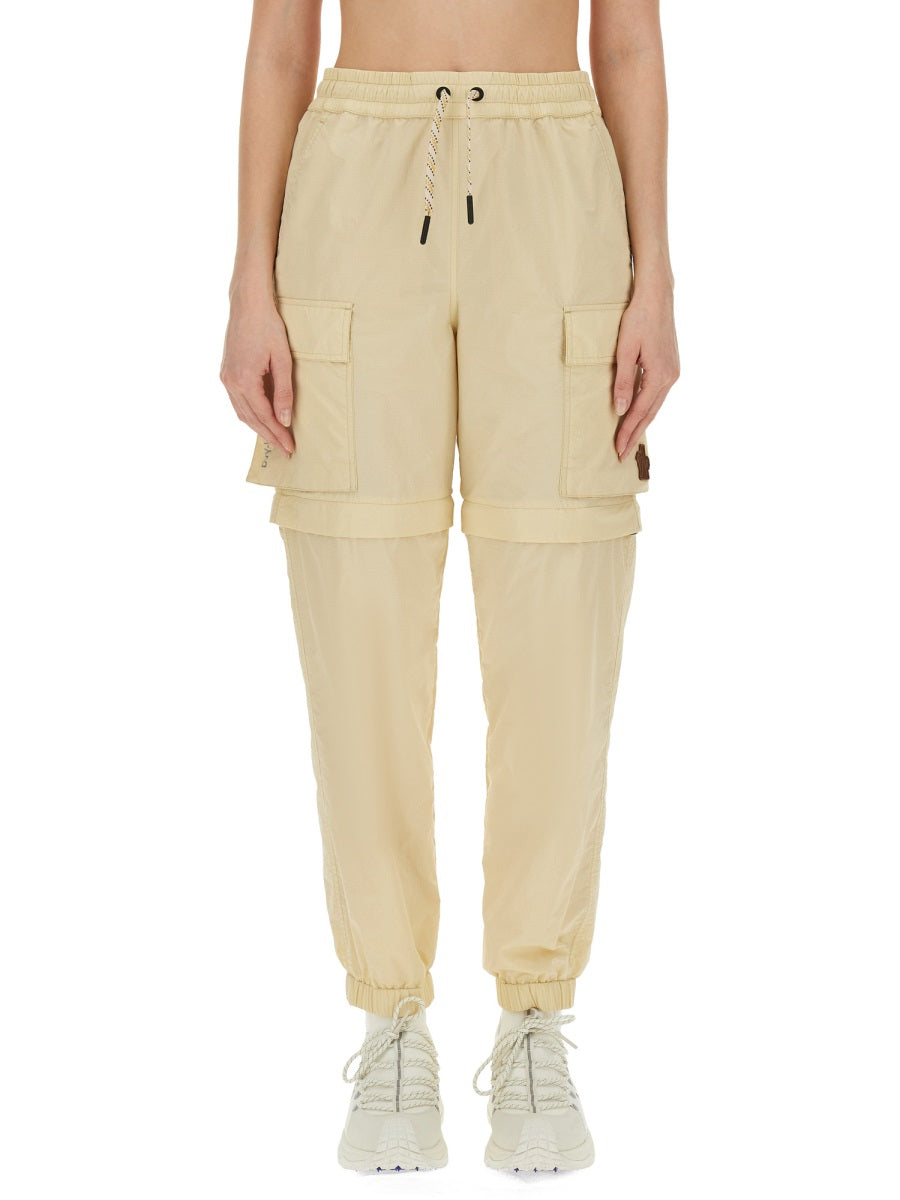 Moncler Grenoble Pantaloni - White | 5d8d9b135a021a2b598dd38f1bd4ef115ea08ac9