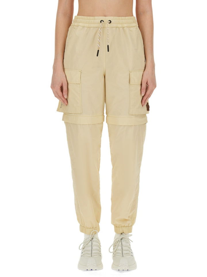 Moncler Grenoble Pantaloni - White | 5d8d9b135a021a2b598dd38f1bd4ef115ea08ac9