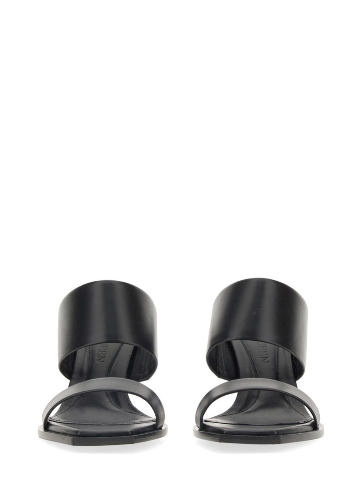 Alexander Mcqueen Sandali - Black | 2a6f1a19fc6e0c67966b70be4a4ae0bbffcf48b6