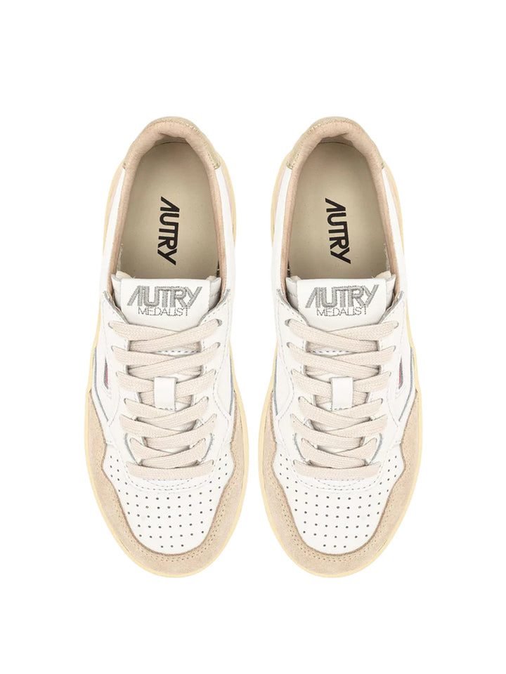 Autry Sneakers - Bianco | d4be1ecbede72b770bbb93421e9fd30f919447b5