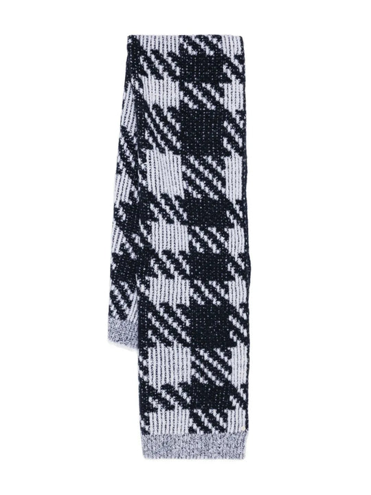 Magenta 2726 M.K.Scarf Whi