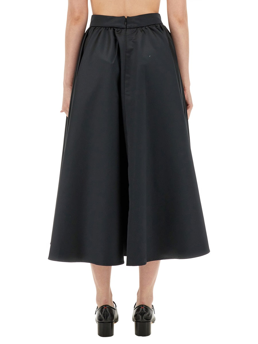 Patou Gonne - Black | 44f3a5d2fd58eeba843dc6b3264091e341434a53