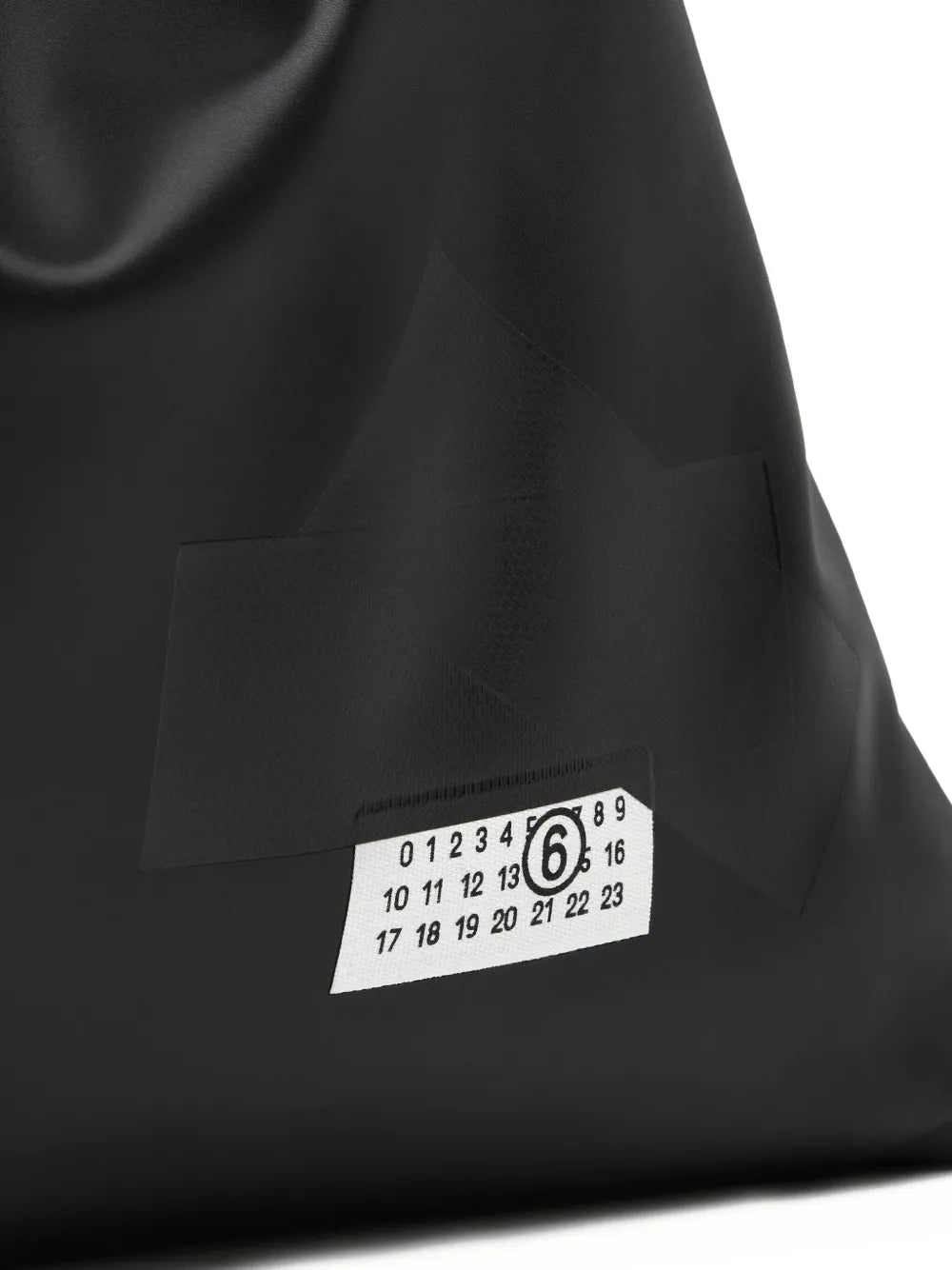 Mm6 Maison Margiela Handbag - Nero | 0487583e20e4b1b3c985cd8fc86e3fe2a4dd35de