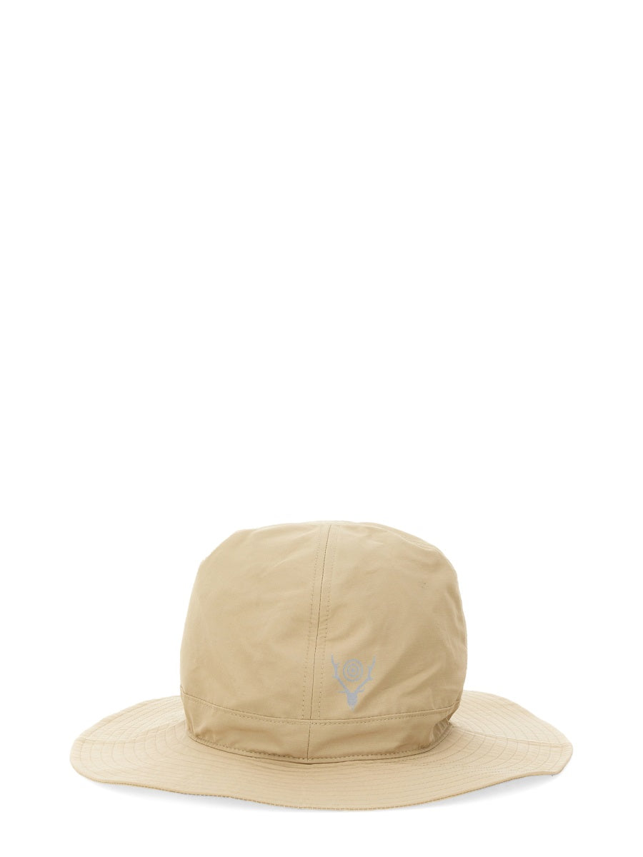 South2 West8 Cappelli - Beige | Wanan Luxury