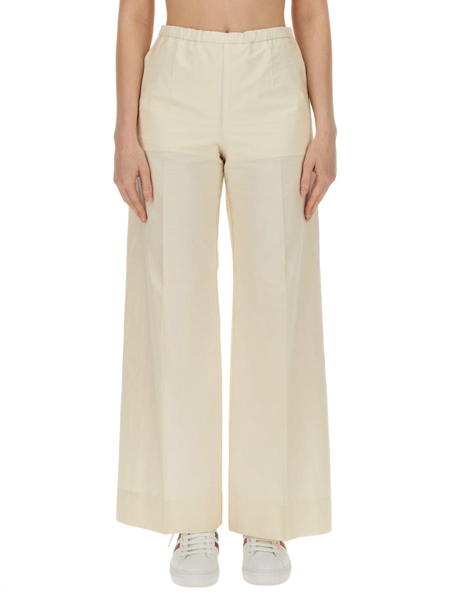 Moncler Pantaloni - White | 3778e7c1c78479b2cf178624535df5aa35e1a0c9
