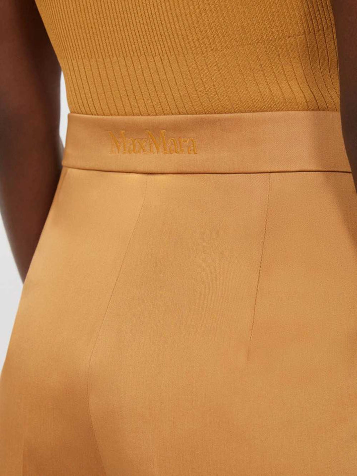 Max Mara SHORTS - Marrone | f2bdd4e2878a9ec36cc6fd5294e06fb77fa14755