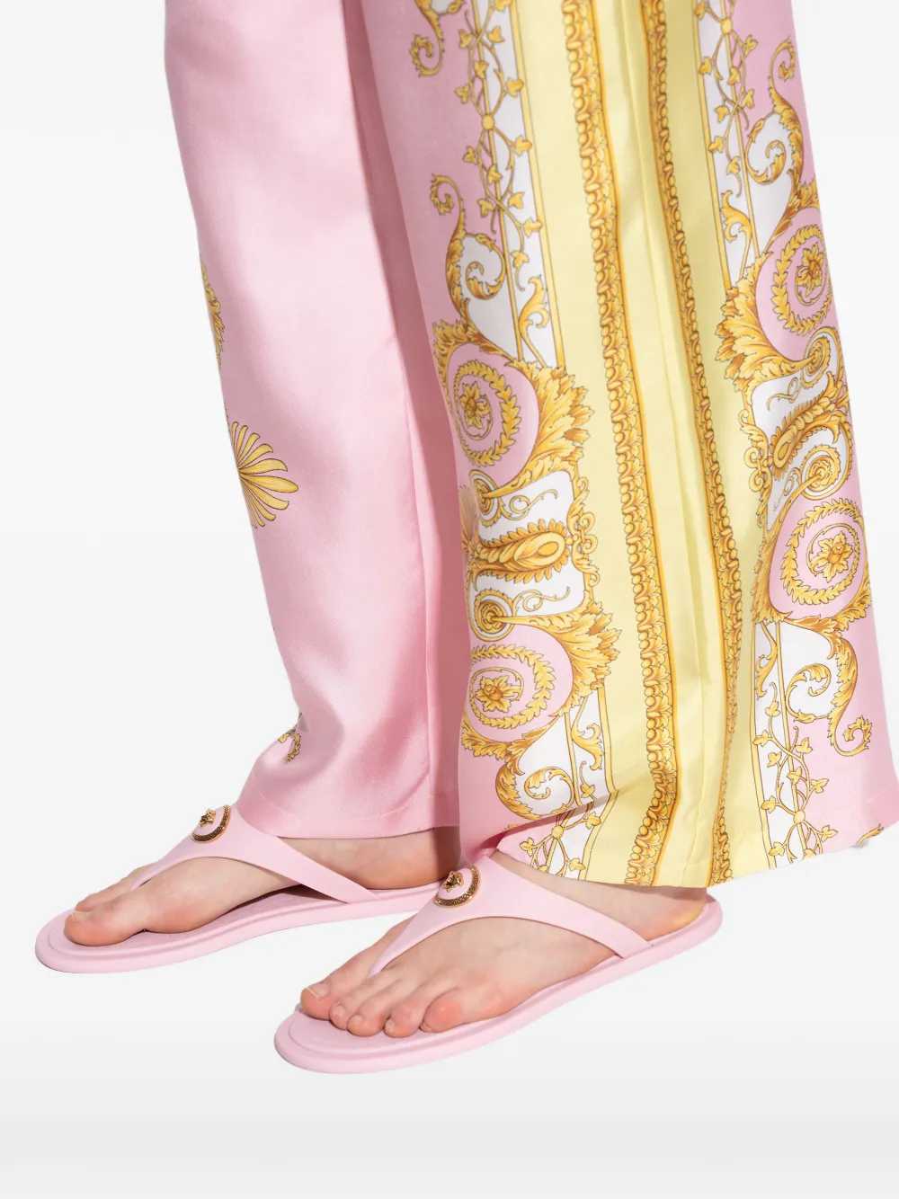Versace Sandali - Pink & Purple | f0f796bbfef4726b5fdcfa19cbc0350dd2210236