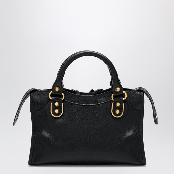 Balenciaga Apparel & Accessories - Nero | 19713431ee8edd678ac2e810a0ead7e9f5f3a641