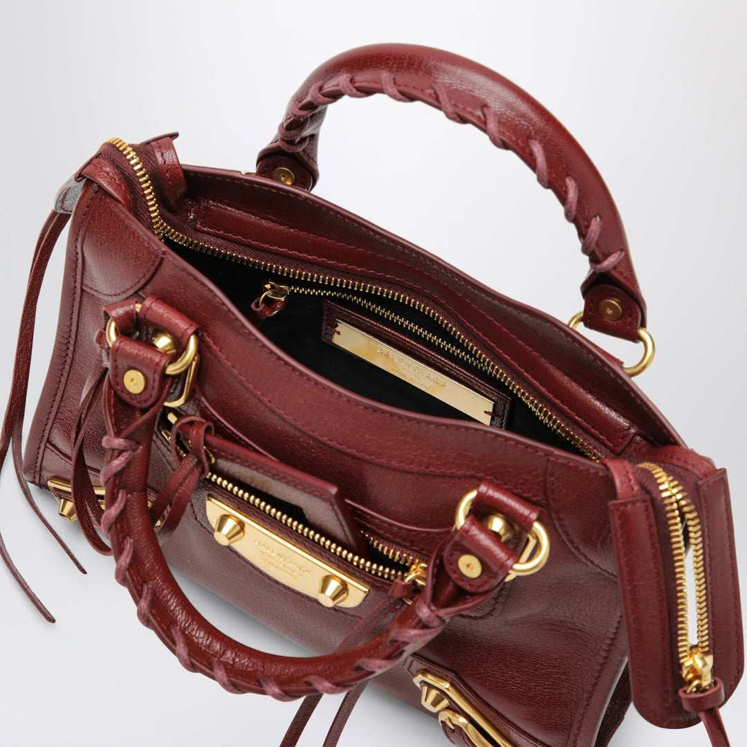 Balenciaga Apparel & Accessories - Rosso | 7f2b6e72745d0120e26d153d098a31e8353f34c1