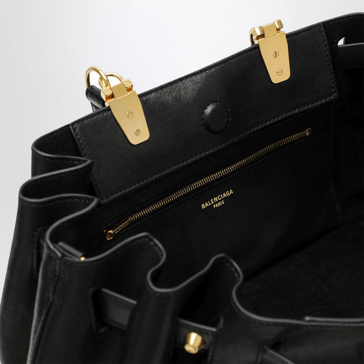 Balenciaga Small Schwarze Lederhandtasche Fan Carry All