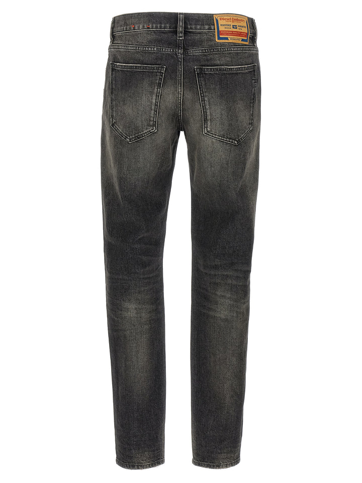 Diesel 2019 D-Strukt 09l52 Jeans - Grigio | 285d631706f3eae3aabb5d2ce859ae15976f41e6
