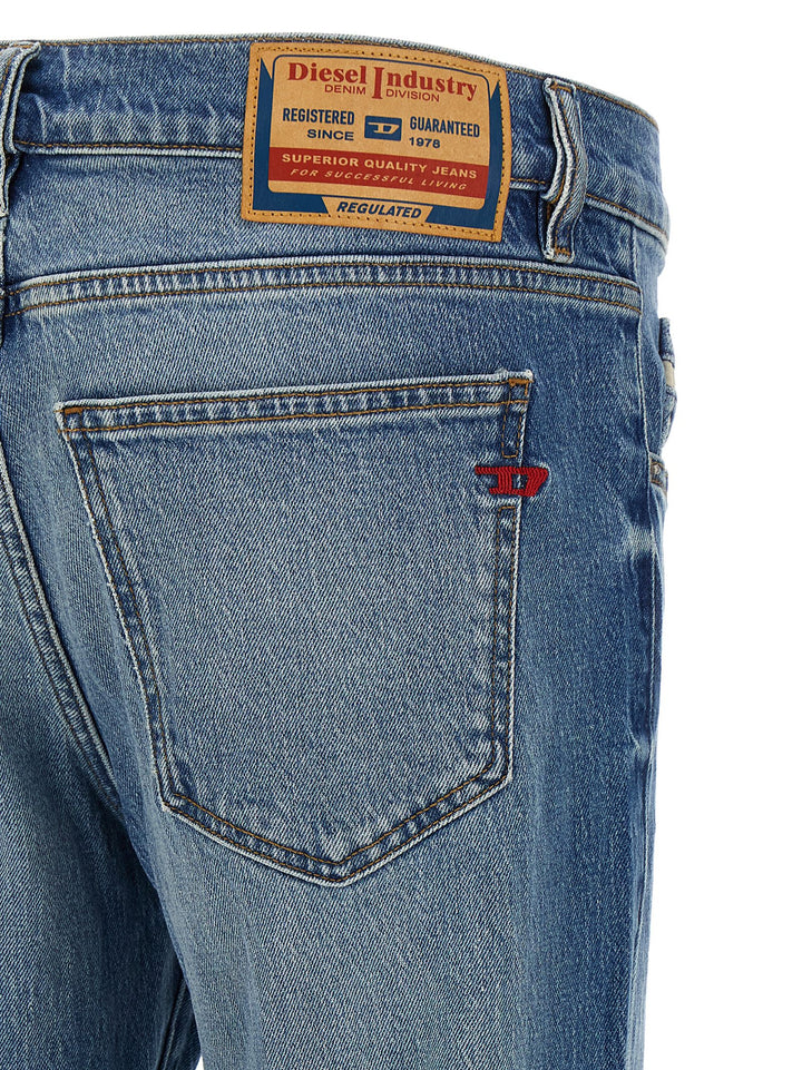 Diesel 2019 D-Strukt 0adbk Jeans - Celeste | af4424aad9e15b732c61cd4ff57d29151d4a99f0