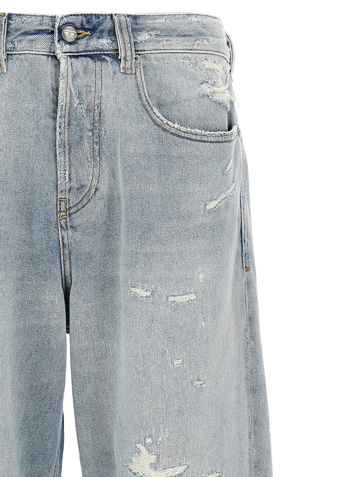 Diesel 2001 D-Macro Jeans - Celeste | aac14354e39f66f493fbdcca6e42427d8cdb264b
