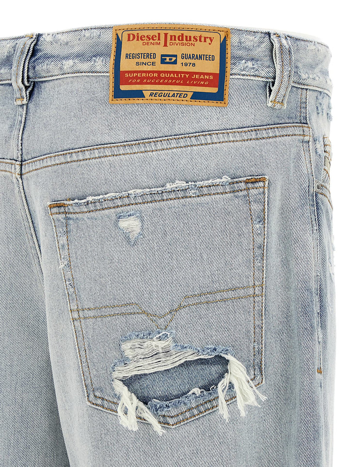 Diesel 2001 D-Macro Jeans - Celeste | 093cb66b518811bc60159cb3d527f45563c0a82d