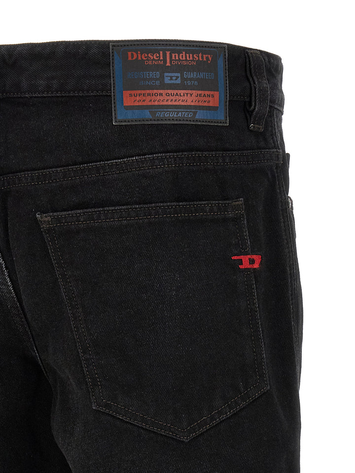 Diesel 1998 D-Buck Jeans - Nero | c32231f778320e9445e3a52d22180f441ee8c550