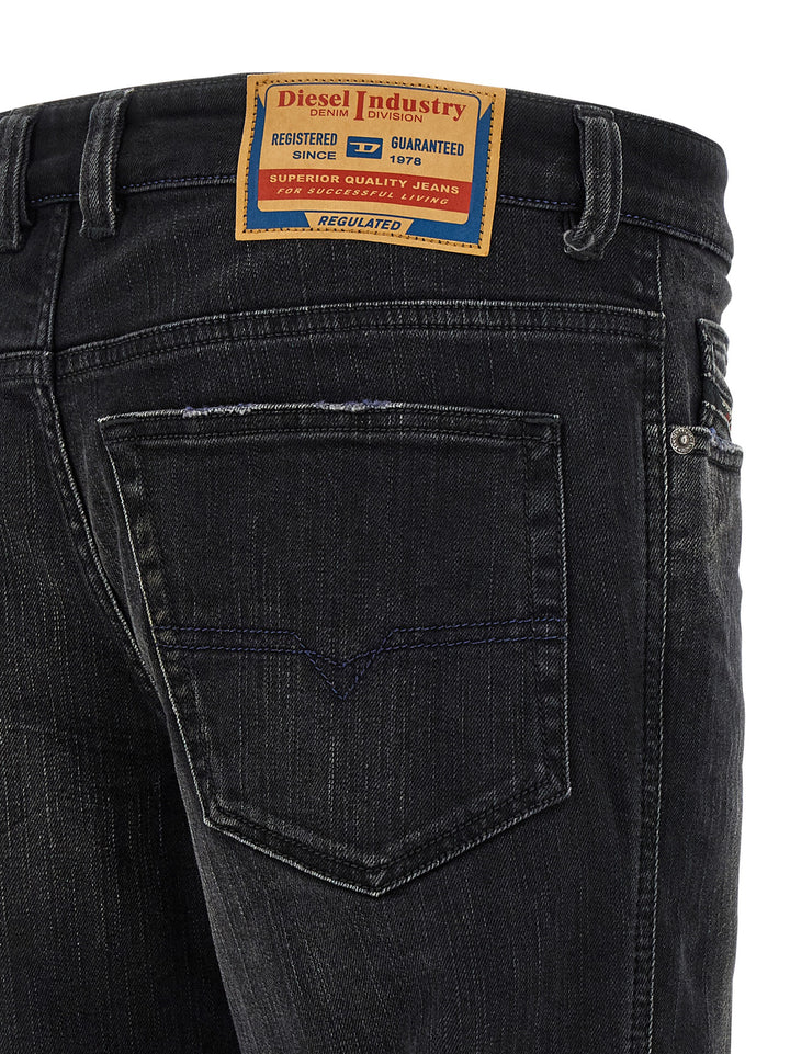 Diesel 1993 D-Vyl Jeans - Grigio | 64b37f52a2dc1c0cb453a17b3b29f014133fa1a2