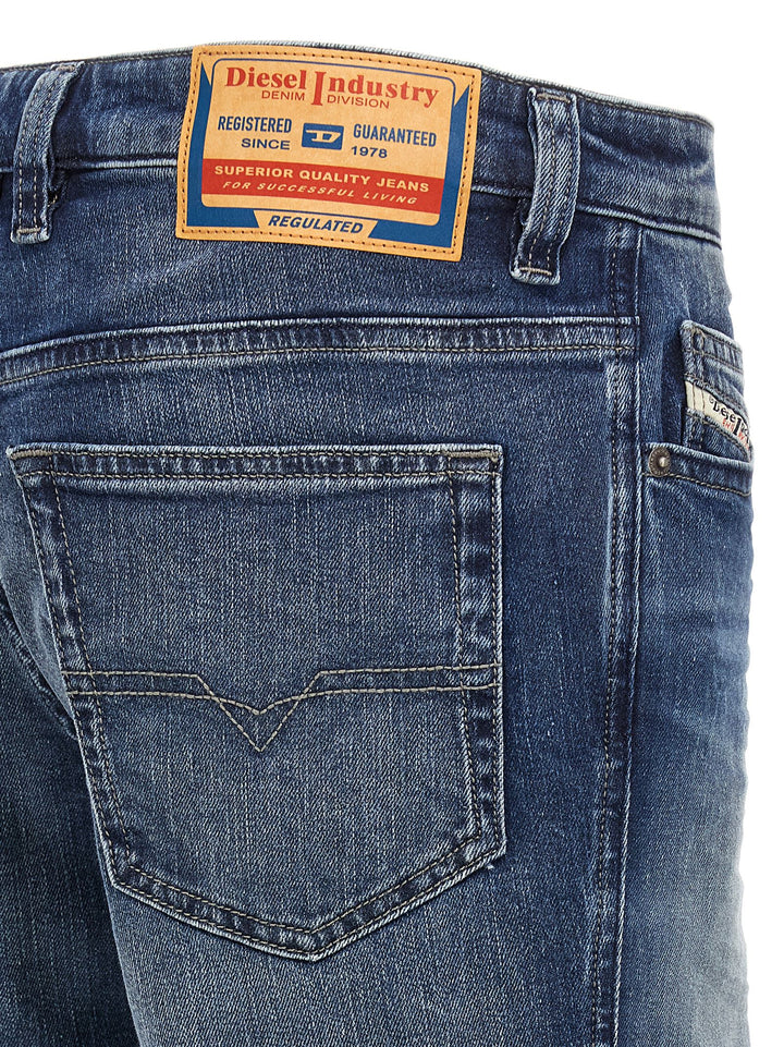 Diesel 1993 D-Vyl Jeans - Celeste | fd83a9a105730a43e779f2189e0b008b351a43a5