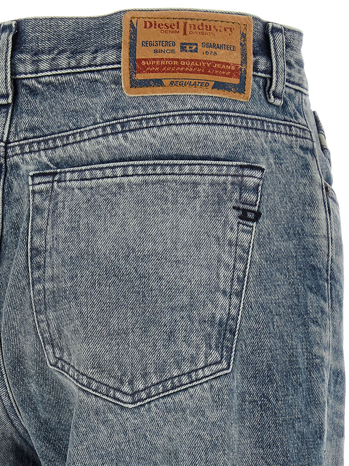Diesel 1978 D-Akemi-Fsh Jeans - Celeste | e07f8d77bb111cd53114b1a85ae0d3737645c20b