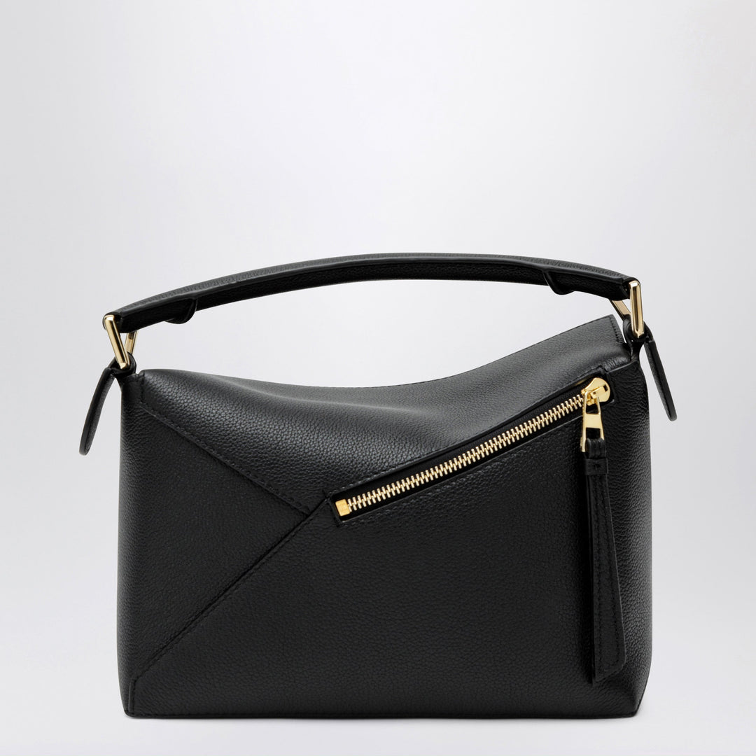 Loewe Apparel & Accessories - Nero | b4ed1f0232a26f9a334da20772f7456d00a8c577