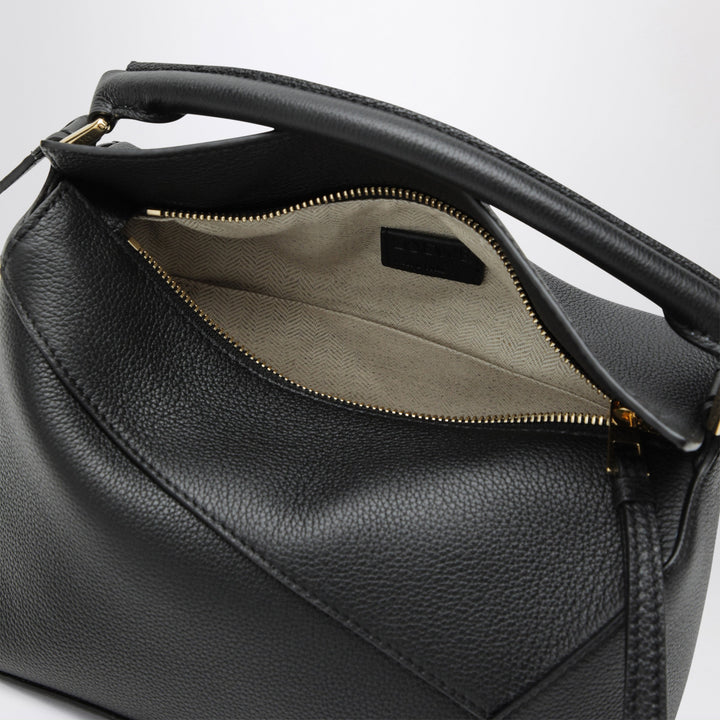 Loewe Apparel & Accessories - Nero | 689abf73fb620e084275f6e0b6e578cd53acc043