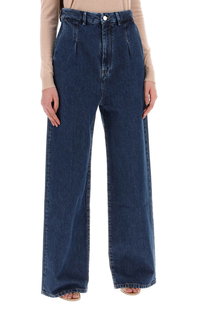 Jeans Over Attu