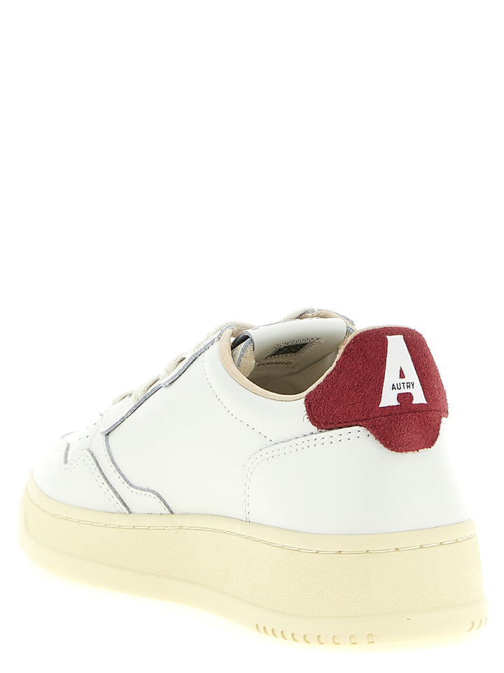 Autry Medalist Low Sneakers - Bordeaux | 4b3cdf0a95954b5c22e4f6628b668e59160944f5